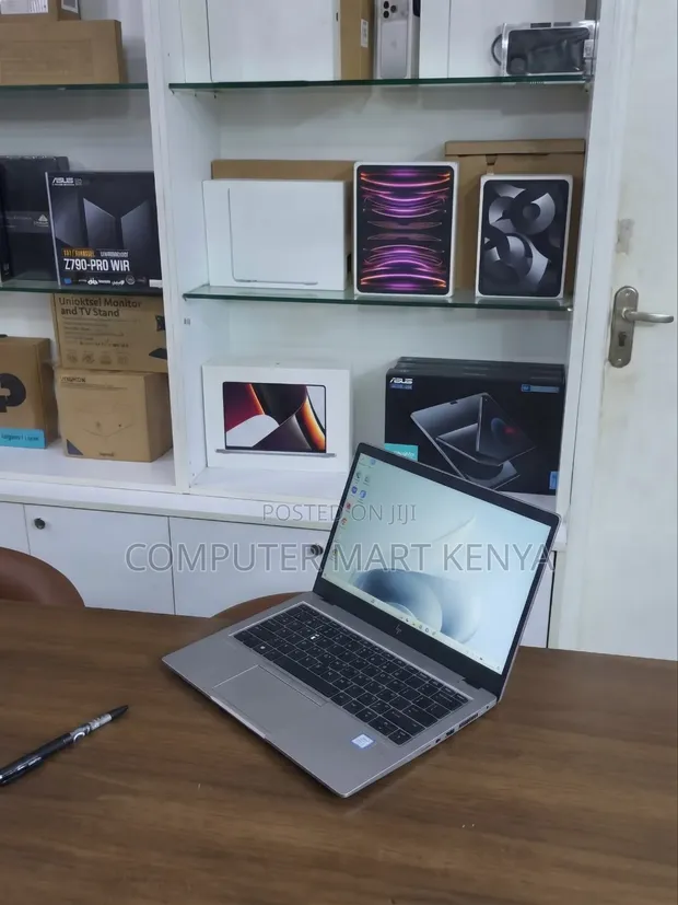 Laptop HP ProBook 460 G11 - Intel Core i7, 8GB RAM, 512GB SSD - 1