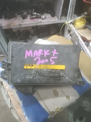 Fuse Box Toyota Mark X GRX120 (Kamili, Ex-Japan)