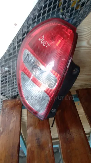 Taa ya Nyuma ya Toyota Duet (Iliyotumika)