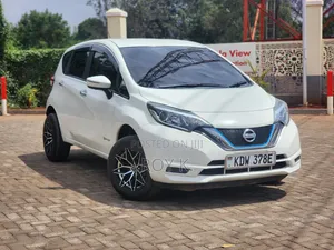 Nissan Note 1.2 Hybrid 2018 Nyeupe