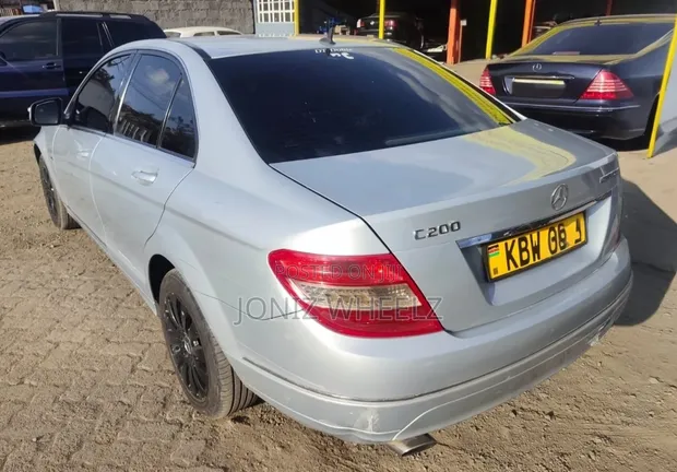 Mercedes-Benz C200 Kompressor 2008 Nyeupe - 1