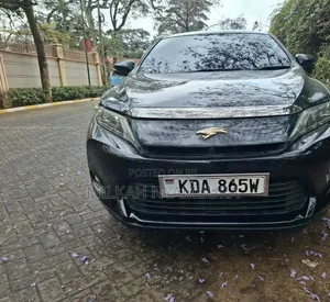 Toyota Harrier 2015 Nyeusi