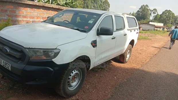 Ford Ranger 2010 White - 1