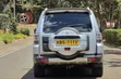 Mitsubishi Shogun 2005 Nyeupe - 1