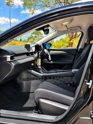 Mazda Atenza XD-L 2018 Nyeusi
