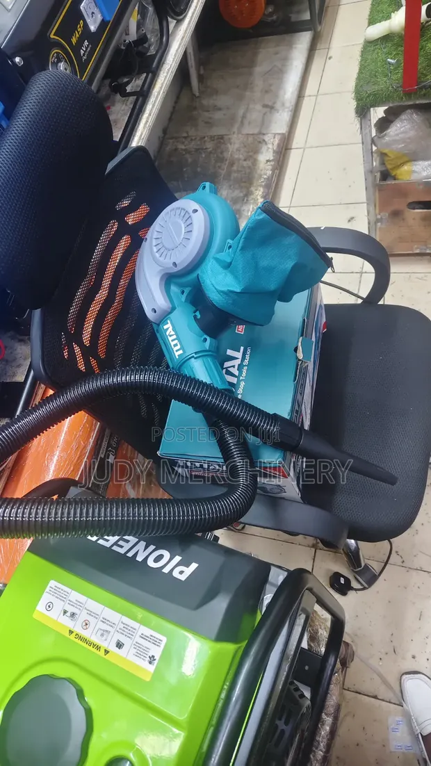 Dewalt 800W Air Blower - 1