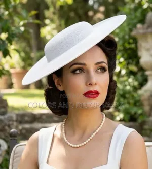 Kofia za Sherehe: Kofia Nyeupe ya Fascinator ya Diski