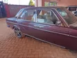 Mercedes-Benz E200 1985 Maroon - 3