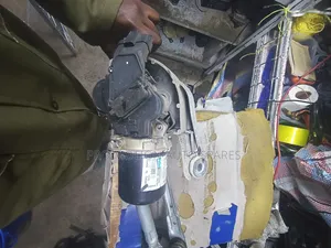 Nissan Juke/Note Front Wiper Motor & Linkage (Valeo 28800-1kl0a)