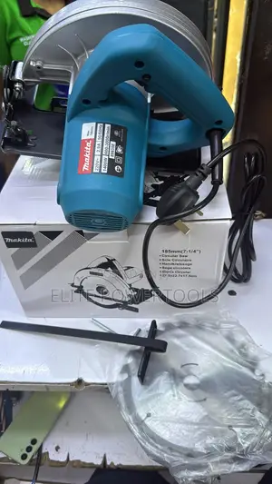 Makita 7'' Circular Saw 1400W