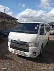 Toyota HiAce 2012 - 1