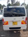 Toyota HiAce 2012 - 5