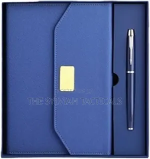 Notebook ya Ngozi na Kifungo cha Kitufe - Kurasa 192