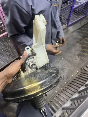 Nissan X-Trail T31 Brake Booster