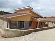 Bungalow ya Vyumba 3 Master Ensuite kwa Upangishaji Rimpa - 2