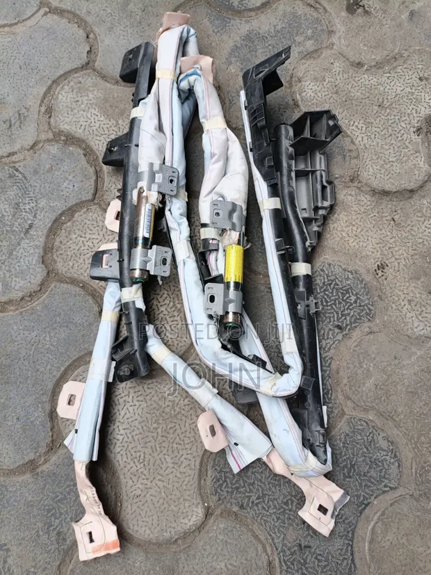 Mazda CX-5 Airbags (Ex-Japan) - 1