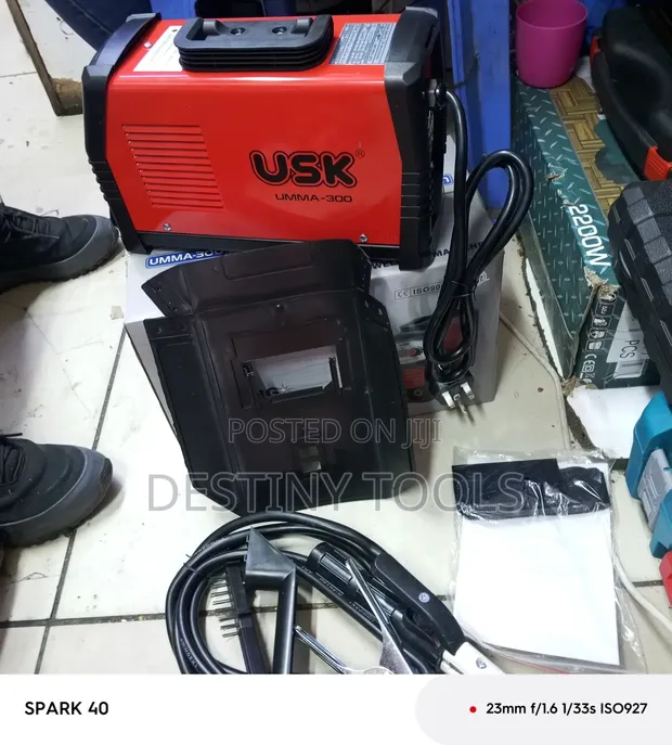 Usk Welding Machine 200A - 1
