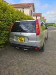 Nissan X-Trail 2007 Fedha - 3
