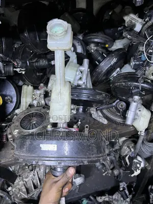 Nissan X-Trail Brake Booster (Iliyo tumika)