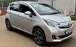 Toyota Ractis 2012 Nyeupe - 3