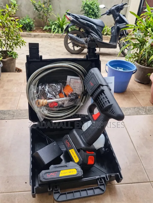 LAC 48V Cordless Pressure Washer - Betri 2 - 1