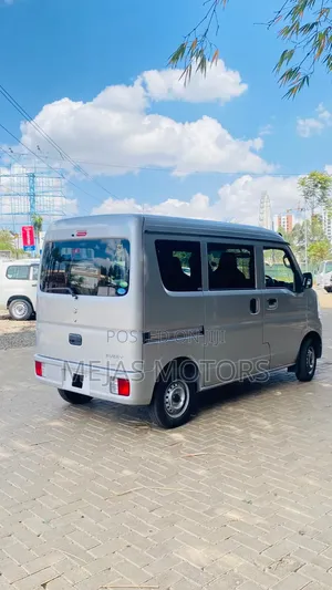 Suzuki Every Wagon 2019 Nyeupe