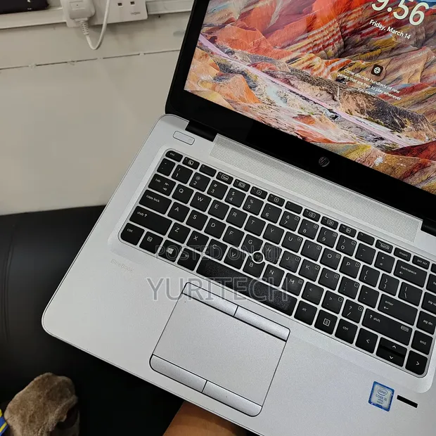 Laptop HP EliteBook 840 G3 - Intel Core i5, 8GB RAM, 256GB SSD - 1