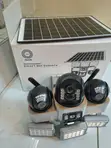 Kamera ya Usalama ya VTS30 Solar Lenzi Tatu na Mwanga wa LED - 2