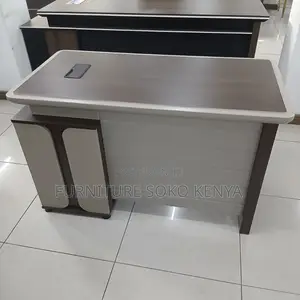 Modern Executive Office Desk - 1.4M