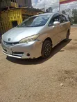 Toyota Wish 2011 Nyeupe - 3