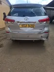 Toyota Wish 2011 Nyeupe - 5