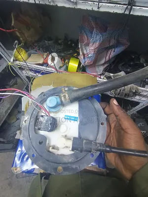 Toyota Vanguard / RAV4 Fuel Pump Assembly (ACA33, ACA38)