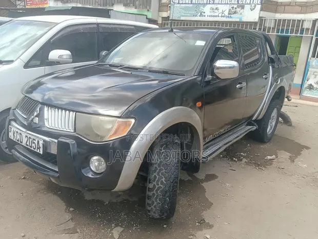 Mitsubishi L200 2008 Black - 1