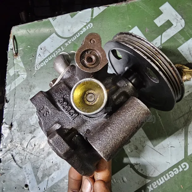 Toyota Harrier Power Steering Pump (Ex-Japan) - 1