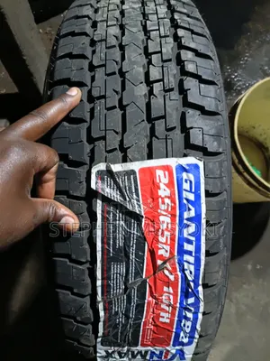 245/65R17 Vinmax Glantityre Tires
