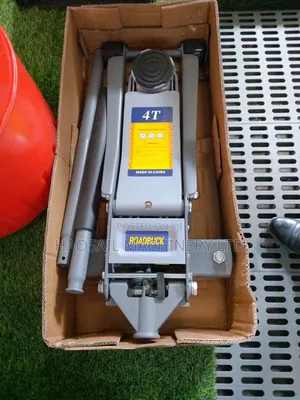4-Ton Heavy Duty Hydraulic Floor Jack
