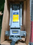 4-Tani Heavy Duty Hydraulic Floor Jack - 2