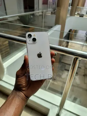 Apple iPhone 13 512GB White