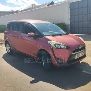 Toyota Sienta 1.5 FWD (6-seater) 2017 Red