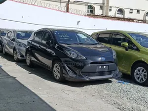 Toyota Aqua 2019 Nyeusi