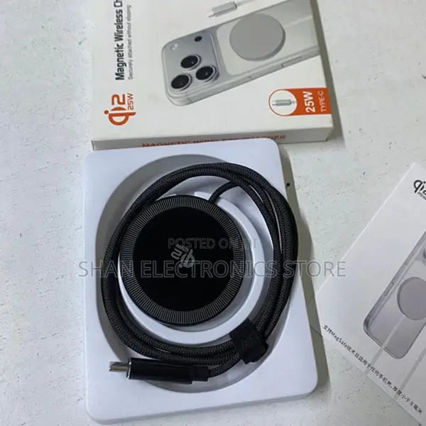 Q12 Magnetic Wireless Phone Charger - 1