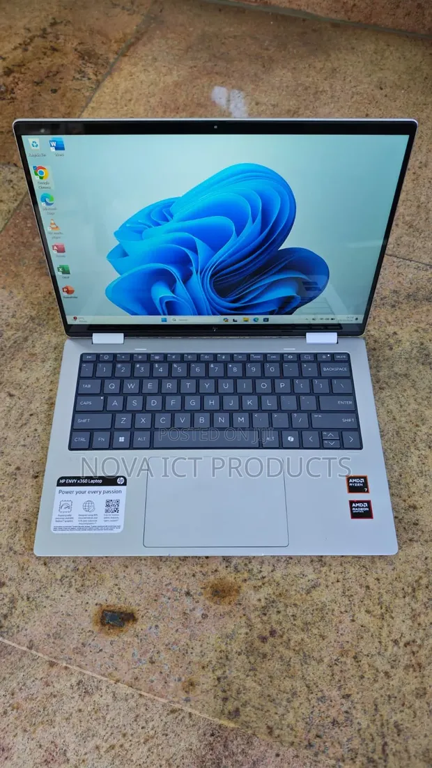 HP Envy x360 16GB RAM, 1TB SSD, AMD Ryzen 7 - 1