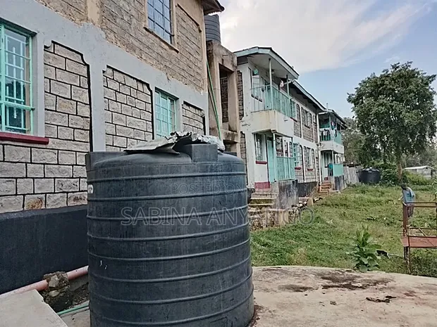 2 Bedroom Block of Flats for Rent in Mahiakalo - 1