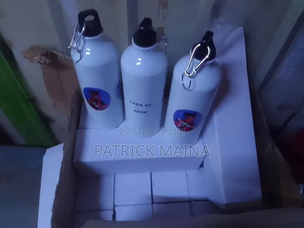 Chupa za Maji na Thermos Zenye Nembo Maalum - 1