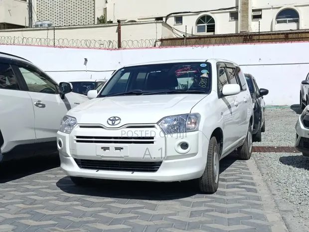Toyota Succeed TXG 2020 - 1
