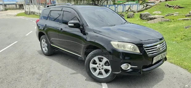 Toyota Vanguard 2012 Nyeusi - 1