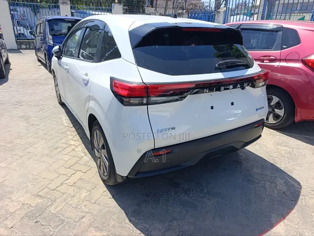 Nissan Note 1.2 Hybrid 2021 - 1