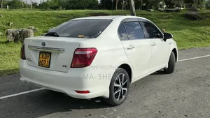 Toyota Axio 2019 Hybrid Nyeupe