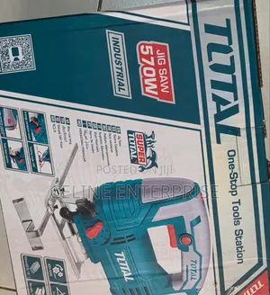 TOTAL Power Jigsaw 570W with 3 Blades