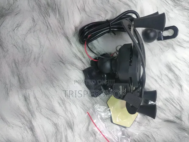 Kishikilia Simu Cha Chuma Cha Universal Chenye Bandari Ya Kuchaji - 1